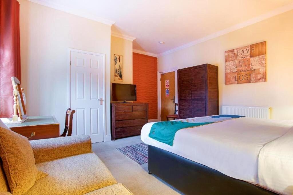 Yardley Manor Hotel Торки Екстериор снимка